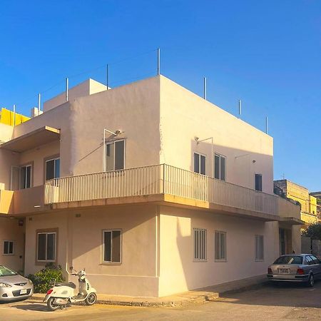 Smart Hostel Birkirkara Extérieur photo