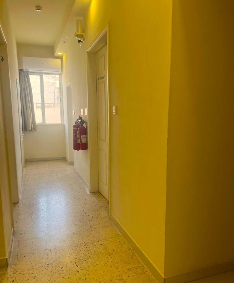 Smart Hostel Birkirkara Extérieur photo